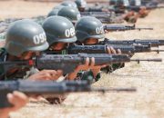 Tinjau Dodiklatpur Rindam VI/Mulawarman, Menhan Sjafrie Tekankan Peningkatan Kualitas Prajurit TNI