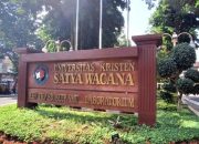 Apresiasi Mahasiswa Kritis di Era Disrupsi, Rektor UKSW: Tunjukkan Kampus Hebat!