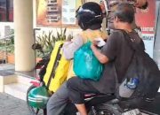 Polisi bantu kakek yang kehabisan ongkos pulang ke Serang