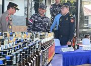 2 Terduga Pelaku Penyelundupan Miras Ilegal Ditangkap, 444 Botol Alkohol Turut Disita