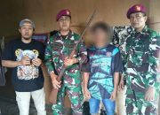 Marinir Terima Senjata Rakitan dan Amunisi dari Warga Perbatasan RI-Malaysia
