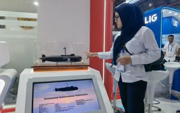 PT PAL Pamerkan Inovasi Kapal Selam Otonom di Indo Defence 2024
