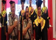 Penutupan Pendidikan dan Wisuda Sarjana, Wakapolri Minta Lulusan S1, S2 dan S3 STIK Tahun 2024 Mampu Jadi Agen Perubahan