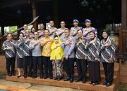 Anjangsana HUT Bhayangkara ke-79, Tim Polri Sambangi Kediaman Jenderal (Purn) Sutarman