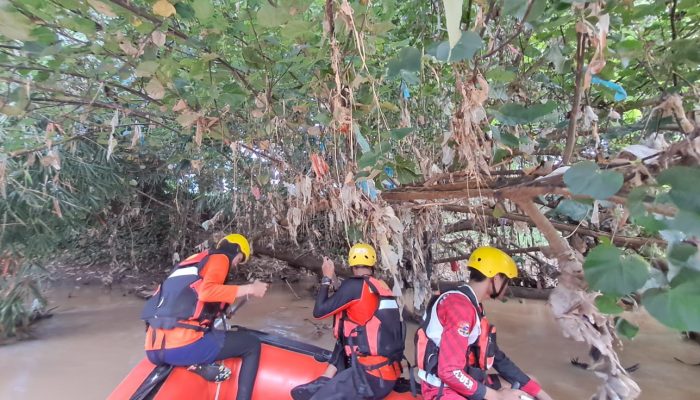 Diduga Tenggelam di Sungai Way Sekampung, Warga Negeri Katon Pesawaran Dalam Pencarian Tim SAR Gabungan