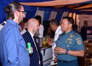 Askomlek Dankormar Hadiri Undangan Atase Pertahanan Inggris di Atas Kapal Royal Navy frigate