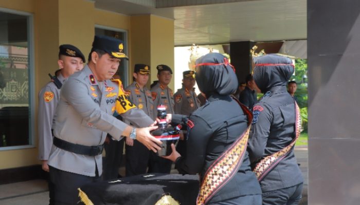 Polda Lampung Gelar Upacara Pemberangkatan Prosesi Pengambilan Air Bersih Dalam Rangka Hari Bhayangkara ke 79