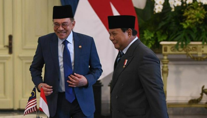 Anwar Ibrahim Puji RI Bantu Redakan Konflik di Myanmar hingga Thailand