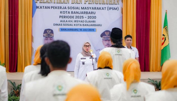 Wali Kota Banjarbaru Resmi Lantik Pengurus IPSM 2025-2030