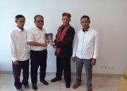 Silaturahim Ketua Adat Kasepuhan Cibarani dengan Direktur Banten Heritage