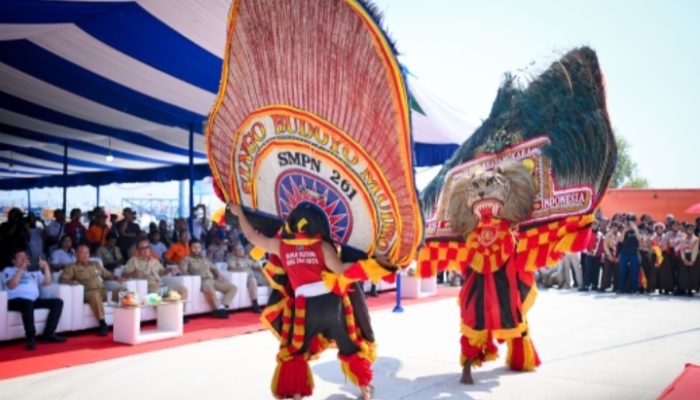 Reog Ponorogo Singo Budoyo Mudho Meriahkan Pesta Laut Nadran Muara Angke 2025