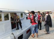 Polsek Kawasan Sunda Kelapa Polres Priok Laksanakan Pengamanan Wisata Kepulauan Seribu di Dermaga Kali Adem
