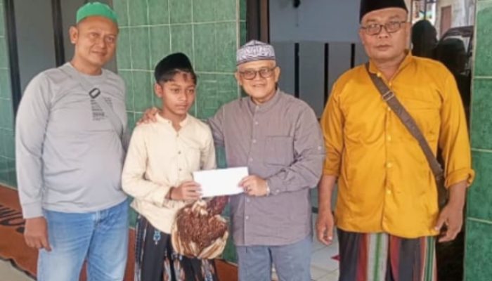 Moment 10 Muharam, Ketua DKM Mesjid Jami Al-Ikhlas Beserta Ketua Panitia Yatim Adakan Giat Santunan Yatim !