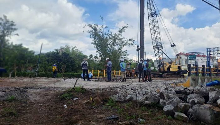 Proyek Jembatan KM 31 Banjarbaru Dirasa Rugikan Pedagang Sekitar
