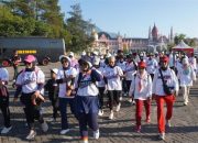 Bupati Lepas Peserta Jalan Kaki Sumedang Walkers di Jatinangor