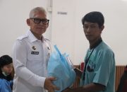 Peringati Hari Kemerdekaan, Kalapas dan Pegawai Lapas Salemba Ikuti Kegiatan Donor Darah dan Bakti Sosial