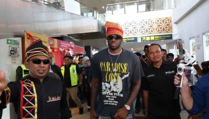 Tiba di Riau, Rapper Melly Mike Siap Tampil di Pacu Jalur