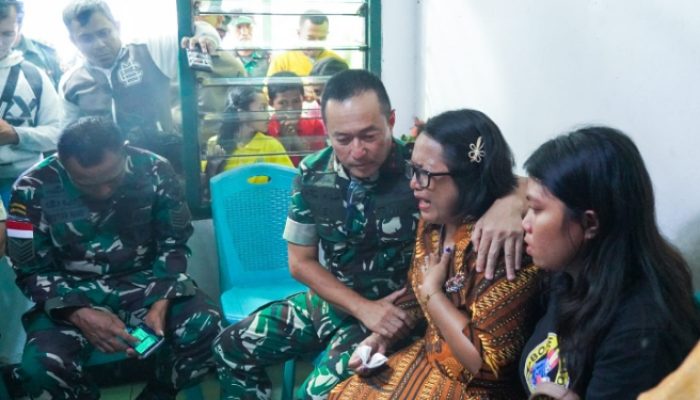 Pangdam IX/Udayana Melayat Prada Lucky, Proses Hukum Tegas dan Transparan