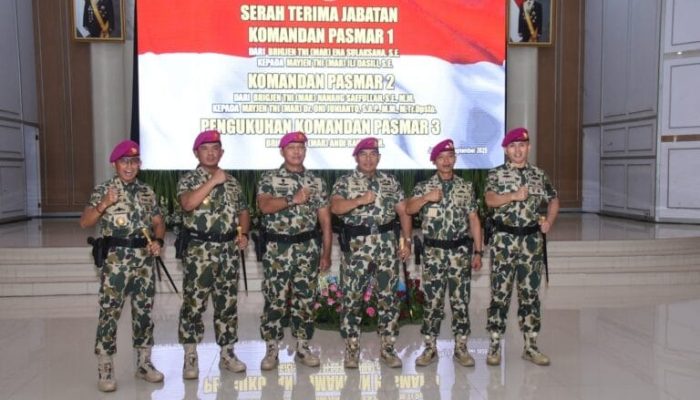 Pangkormar Pimpin Sertijab Danpasmar 1, 2, Dan Pengukuhan Danpasmar 3