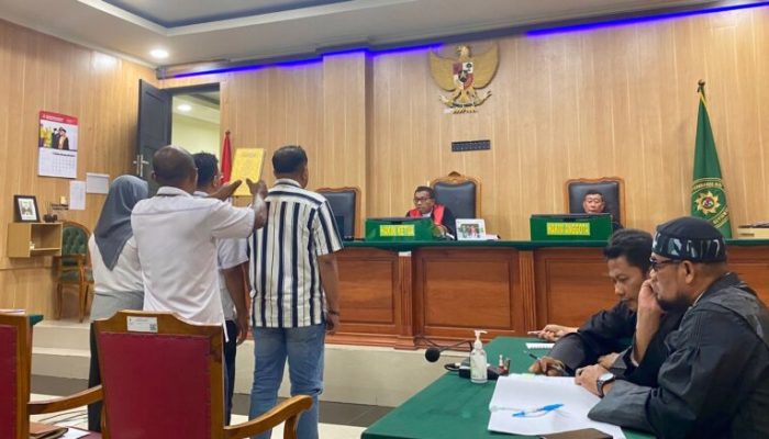 Terbongkar, Oknum di Kejari Kepsul Diduga Terima Suap