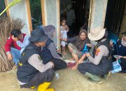 Polisi Gelar Layanan Kesehatan untuk Korban Banjir di Suoh Lampung Barat