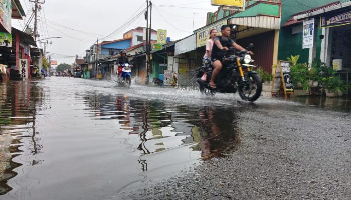 Hujan Deras, Delapan Kelurahan di Kota Cilacap Terendam Banjir