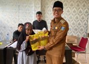 Pemdes Sindangheula Salurkan Bantuan Pangan Nasional kepada 351 KPM untuk Bulan Oktober–November