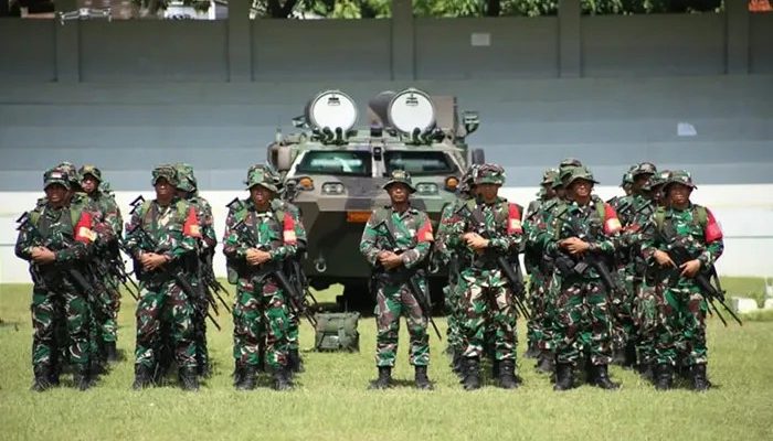 TNI AD Gelar Latihan Gerilya di Gunung Lawu