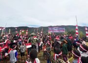 Ramai-ramai TNI-Warga Kibarkan Merah Putih, Potret Nasionalisme di Tanah Papua