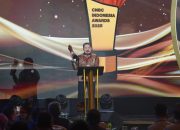 Jaksa Agung Terima Penghargaan CNBC Indonesia CGC Awards 2025