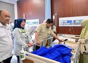 Jenguk Korban Ditabrak Mobil MBG, Prabowo Janji Traktir Bubur Ayam