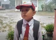 Viral karena Berangkat Sekolah Jam 3 Pagi, Farel Dapat Beasiswa dan Bantuan