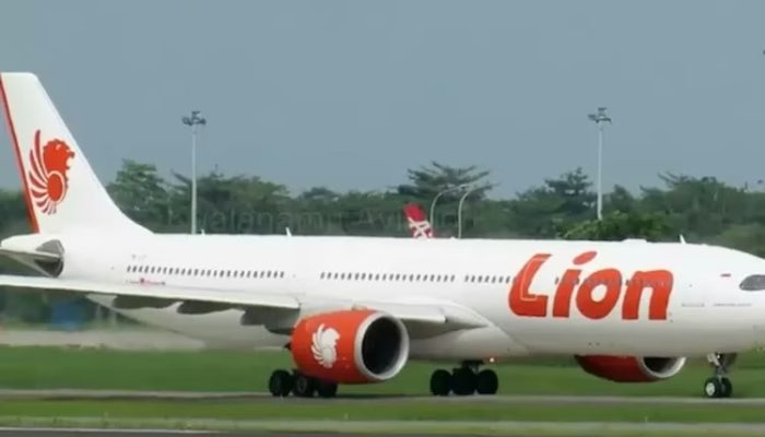 Kronologi dan Penjelasan Resmi Lion Air soal Ratusan Jamaah Umrah Tertahan 2 Hari di Jeddah