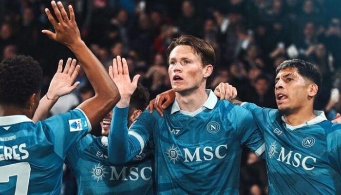 Napoli Menang Telak 3-0, Empoli Semakin Terpuruk