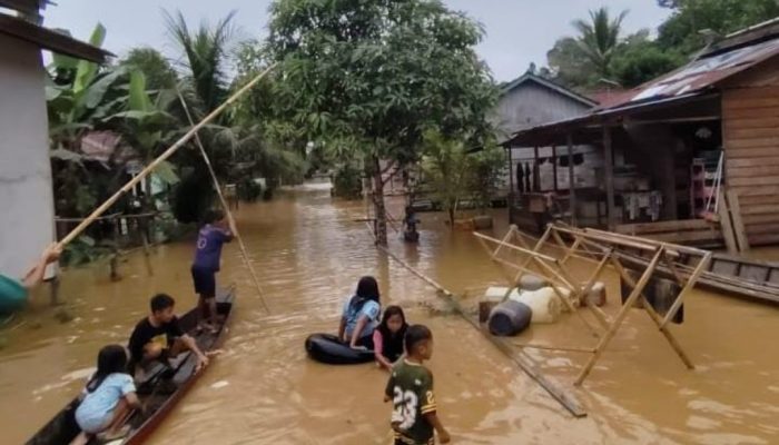 Bencana Banjir Halmahera Utara Ribuan Warga Mengungsi