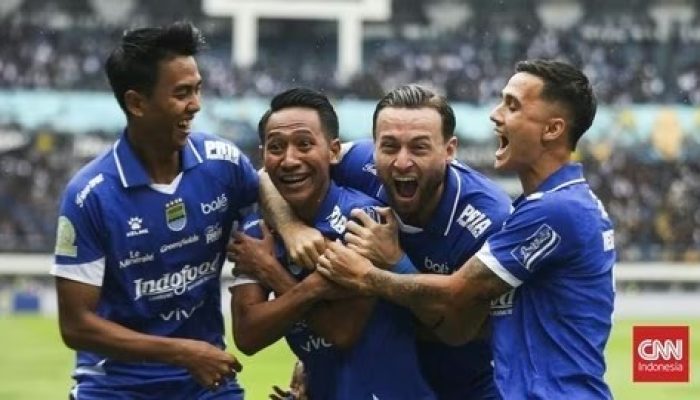 Persib Lanjutkan Dominasi atas Persija di Bandung