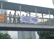 PT Jasa Raharja kantor Wilayah Utama DKI Jakarta Pasang Spanduk Himbauan Keselamatan Tindaklanjut dapat FGD FKLL dengan mitra Jakarta pusat