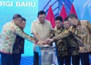 Menhan Sjafrie Resmikan Pabrik Prekursor Baterai Milik Haji Isam