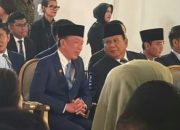 Prabowo dan Jokowi Serta H Isam Bicara Akrab di Sela Pernikahan Sespri