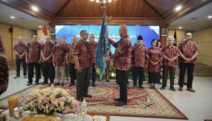 Pengurus PWI DIY 2025–2030 Dilantik di Hadapan Sri Sultan HB X, Tegaskan Etika Pers di Era Viralitas