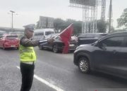 Sejumlah Personel Ditlantas Polda Metro Jaya Ditempatkan Dititk Rawan Banjir