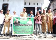 Wabup Adlin Serahkan Bantuan Program RST Kemensos RI Sekaligus Tinjau Koperasi Merah Putih