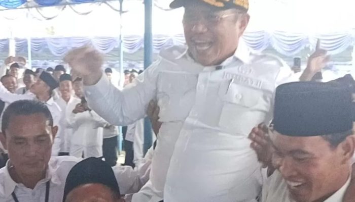 Bupati Lobar Diarak, 2.997 PPPK Paruh Waktu Terima SK
