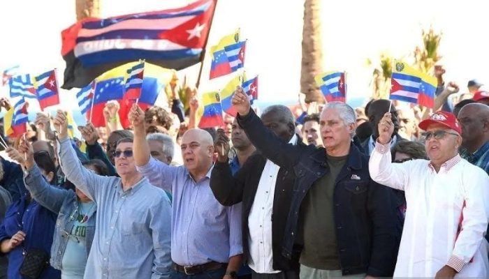 Venezuela Kecam Upaya AS Hentikan Perdagangannya dengan Kuba