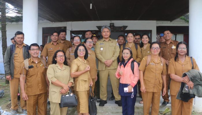 Camat dan Kepala Desa Sampaikan Laporan Kondisi Desa Terdampak Bencana Pada Rakor Dengan Wabup Taput
