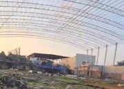 Lapangan padel komersial di Meruya diduga tak berijin