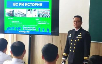 Perwira TNI AL Pukau Warga Rusia, Baca Puisi Pushkin Pakai Bahasa Lokal