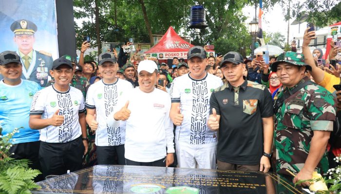 Gubernur Jabar Dedi Mulyadi dan Wali Kota Bekasi Tri Adhianto Resmikan Ruang Terbuka Publik Padurenan Bekasi