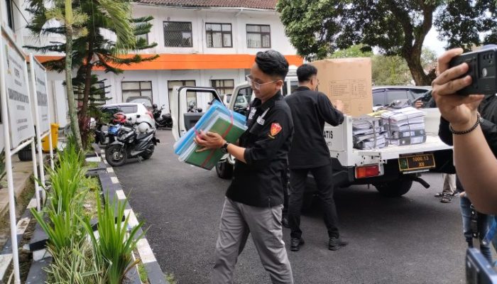 Kejari Sumedang Geledah Kantor Bakesbangpol, Dugaan Korupsi Anggaran 2024–2025