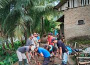 Gotong Royong Warga Kampung Masigit Bangun Jalan, Boss AMIK Salurkan Bantuan Material
